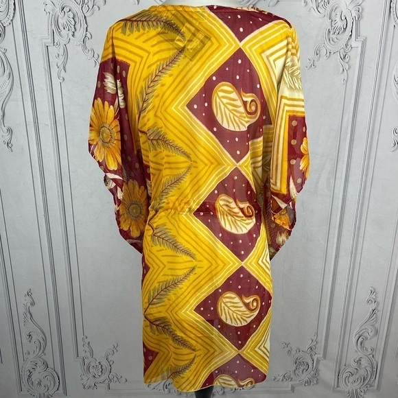 Casual Vibrant Patterned Top Poncho Batwing Swimsuit Coverup - Picture 6 of 6